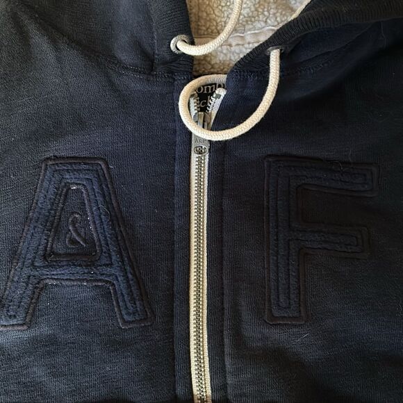 Abercrombie & Fitch hoodie Faux Fur inside Navy Blue Logo front impeccable - Picture 11 of 12